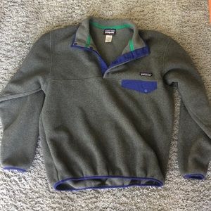 cozy oversized patagonia pullover